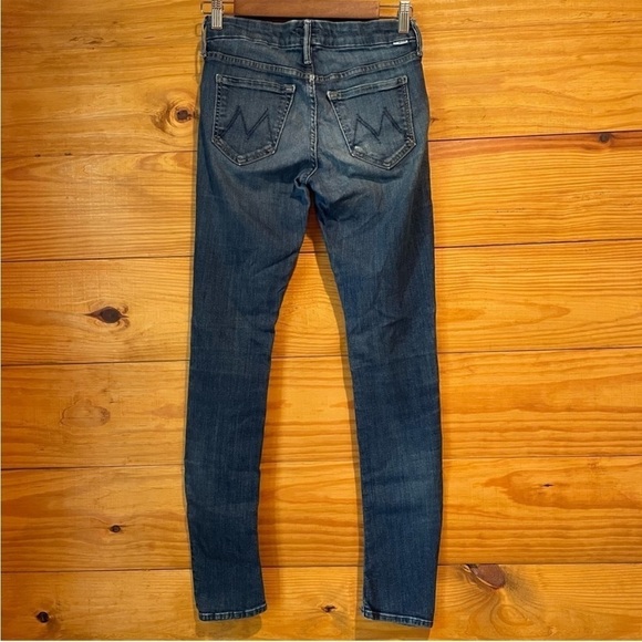 MOTHER The Looker Mid Rise Skinny Jeans in Here Kitty Kitty 25 - Picture 5 of 16